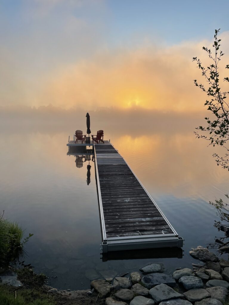 Bord de l’eau, Courtier REMAX